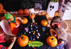LABORATORIO PER BAMBINI "DECORA LA TUA ZUCCA"